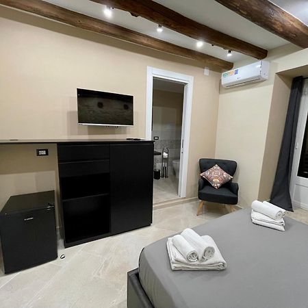 Tommy'S Rooms Palermo Ngoại thất bức ảnh